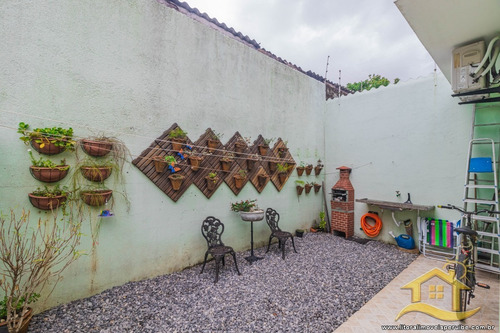 Imagem 16 de 17 de Casa - Térrea No Bairro Veneza, 0 Metros Da Praia, Peruíbe-sp - 5486