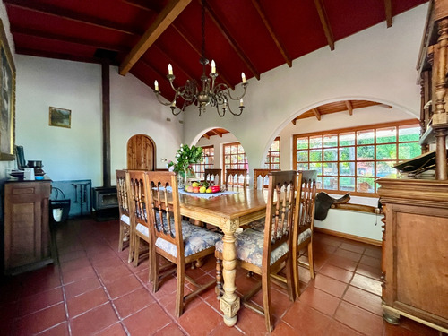 Parcela De 2,1 Has Con Casa Patronal En Los Guindos