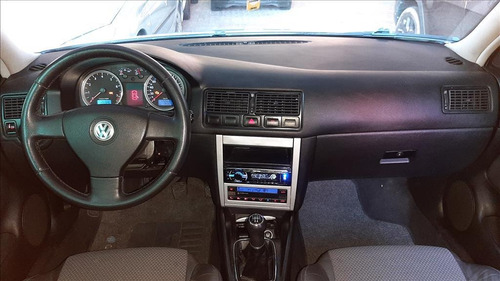 Imagem 5 de 9 de Golf 1.6 Mi Sportline 8v Flex 4p Manual