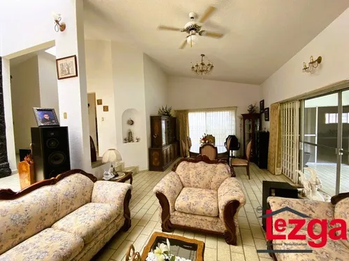 En Venta Excelente Casa De Un Nivel En Lomas De Cocoyoc