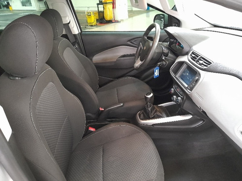Imagem 9 de 10 de Chevrolet Onix 1.0 Mpfi Lt 8v