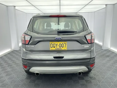 Ford Escape 2.0 Titanium 245 hp