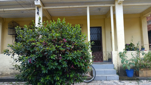 Vende-se Terreno Com 4 Imóveis