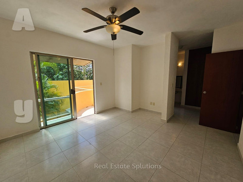 Casa En Renta 3 Recámaras, 2 Niveles, Residencial Las Torres 2, Cancún