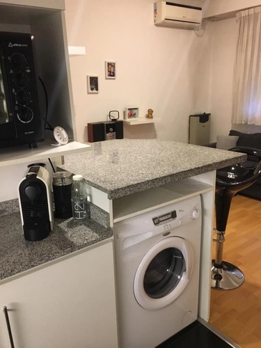 Imagen 5 de 14 de Beccar. Venta. Departamento Reciclado 2 Amb.