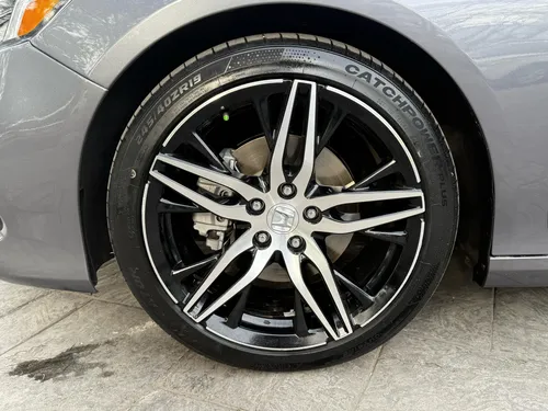 Honda Accord 2.0 Touring At