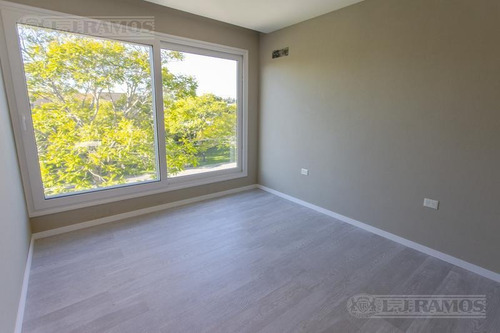 Imagen 7 de 16 de Casa En Venta En El Golf - Nordelta