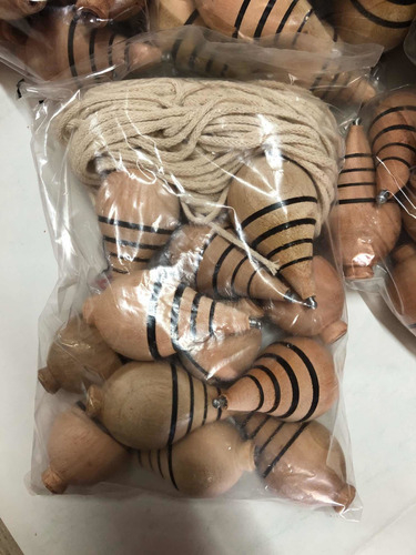 Piao De Madeira Com Fieira( 5 Dúzias Completo Lembrança)