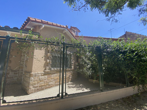 Casa En Venta En Temperley