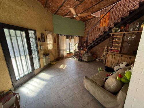 Venta Ph 2 Ambientes + Escritorio Saenz Peña Excelente Ubicación