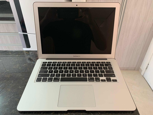 Macbook Air 2017 Top