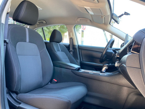 Nissan Sentra 2.0 Advance Cvt