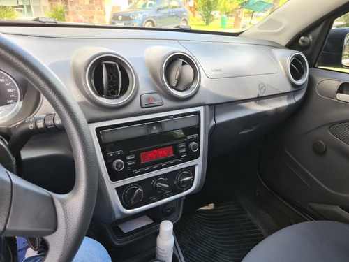 Volkswagen Gol Trend 1.6 Pack I 101cv 2015