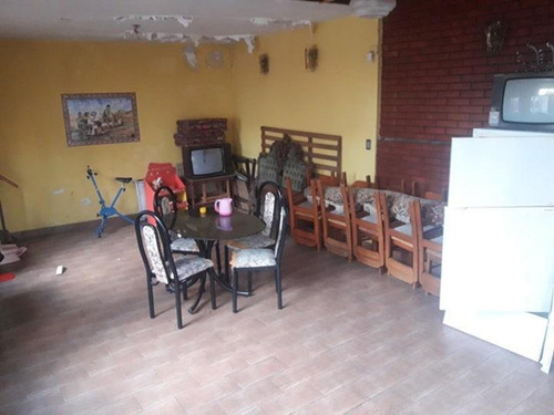Imagen 9 de 30 de Casa. 7 Amb. Congreso, Mexico 2500, Lote Propio, Buen Estado