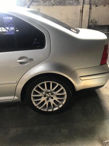 Volkswagen Bora 1.8 T Highline Tiptr Cu