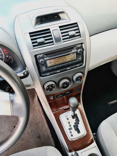 Toyota Corolla 1.8 Xle At 2012