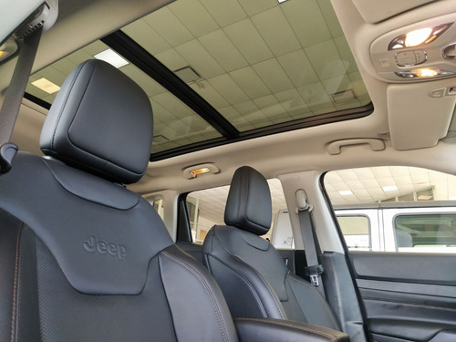 Imagen 8 de 15 de Jeep Compass Limited Plus 1.3t Precio Cerrado