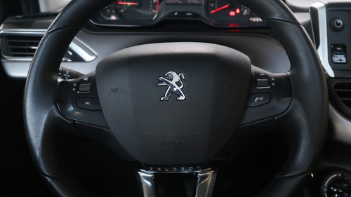 Peugeot 208 1.6 Allure - 99068 - C