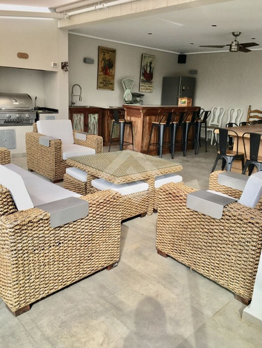 Departamento En Arriendo De 4 Dorm. En Lo Barnechea
