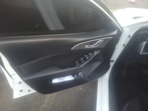 Mazda 3 2.0 Touring At