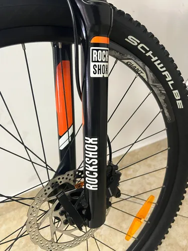 Bicicleta Mtb Giant. Todo Terreno. Mod 2014. Rin 27.5 (Usado)