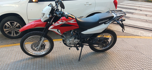 Primer Dueño Siempre Cuidada Solo Se Uso Para Ir Al Trabajo
