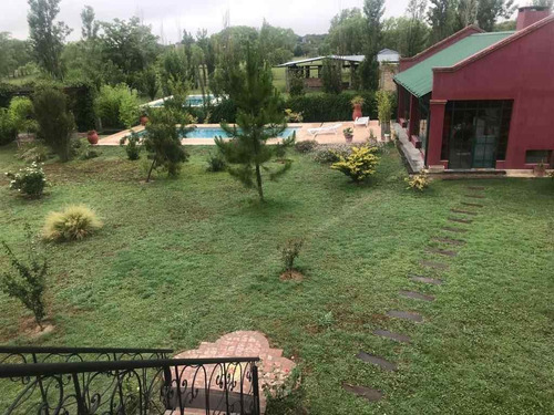 Imagen 10 de 12 de La Melinca-casa De Categoria Amoblada Con Pileta !!!