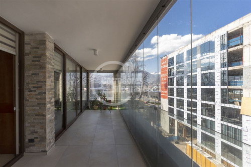 Departamento En Venta De 3 Dorm. En Lo Barnechea