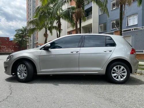 Volkswagen Golf 1.6 Comfortline