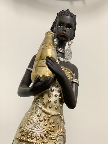 Escultura Mujer Africana Esbelta 33cm Elemento Etnico Deco Dorado