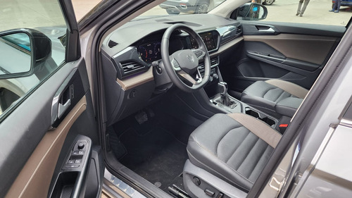 Volkswagen Taos 1.4 Tsi Highline At