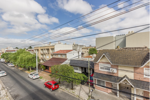 Venta Departamento 3 Ambientes Con Balcón Vista Abierta En Ramos Mejía