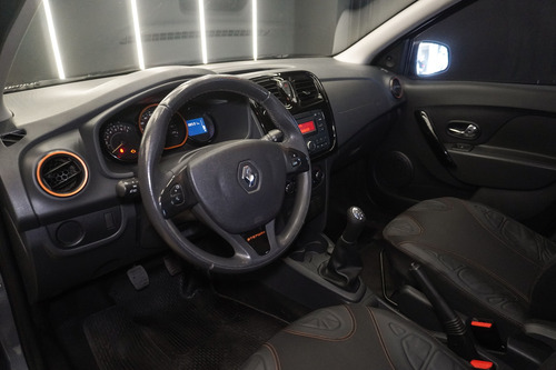 Renault Sandero Stepway 1.6 Dynamique 105cv
