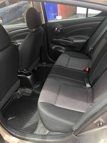 Imagen 6 de 9 de Nissan Versa 2019 1.6 Sense Mt