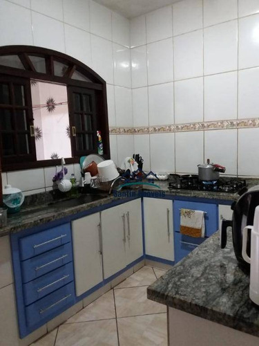 Sobrado Com 4 Quartos (01 Suíte ) 03 Ou Mais Vagas De Veículos À Venda, 180 M² Por R$ 600.000 - Parque Gerassi - Santo André/sp - So0427