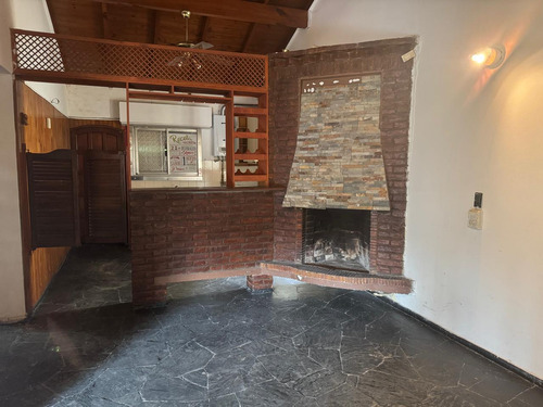 Casa En Venta, San Fernando, Vias Del Tres De La Costa Hacia El Rio
