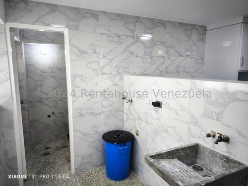 Apartamento En Alquiler En Horizonte Piso 6 (24-27430) / Hairol Gutiérrez