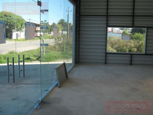 Imagen 4 de 12 de Local - Colonia Del Sacramento