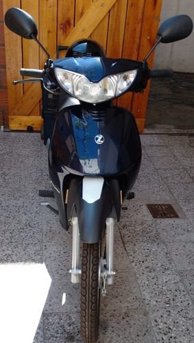 Imagen 3 de 6 de Zanella Zb 110 Cc Patentada Con Casco Y Cadena