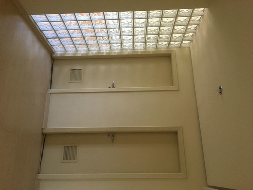 Imagem 5 de 9 de Sala Comercial À Venda Na Rua Dos Três Irmãos, Vila Progredior, São Paulo - Sp - Liv-10486