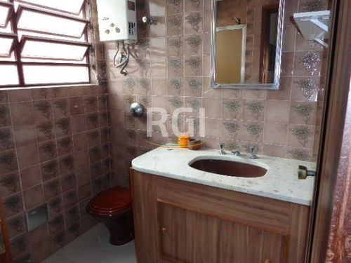 Casa Em Tristeza Com 3 Dormitórios - Vp85267