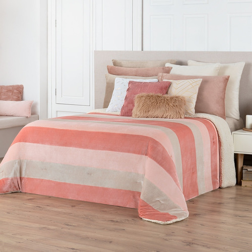 Cobertor Matrimonial Jumbo Edredón Invernal Luxus Afelpado Color Catia (rosa-beige)