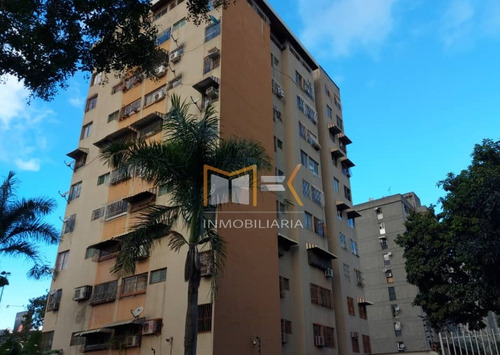 Apartamento En Venta Montalban Ii Amoblado , Caracas