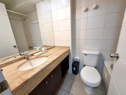 Depto. En Arriendo, Marín 382, Con Calle Lira