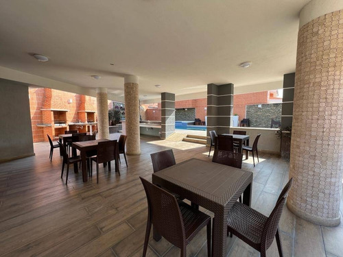 Imagen 2 de 13 de Hilmar Rios C151553 Vende Townhouse En Valles De Camoruco Tlf 0414-432-69-46 @hilmaririos.remax.al