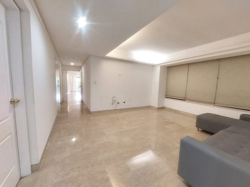 Lujoso Apartamento En Venta O Alquiler En Terrazas Del Country, Residencias Atlantis Guataparo Valencia. St