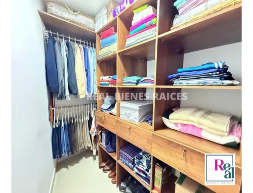 Vendo Hermoso Apartamento 4 Piso Con Ascensor.