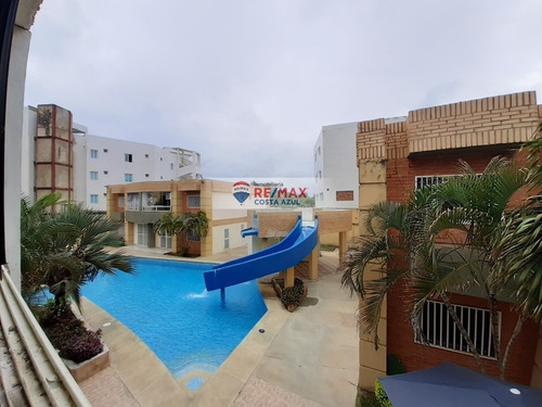 En Venta Apartamento Con Acabados De Primera En Villas Del Puerto, Tucacas. 