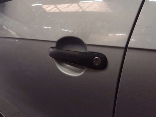 Imagem 10 de 12 de Volkswagen Gol G6 City 1.0 8v Flex
