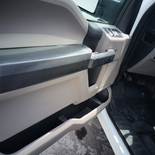 Ford F-150 5.0l Doble Cabina V8 4x4 At